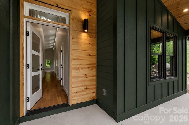 133 Welcome Street, Brevard, NC 28712