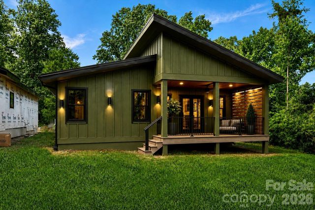 133 Welcome Street, Brevard, NC 28712