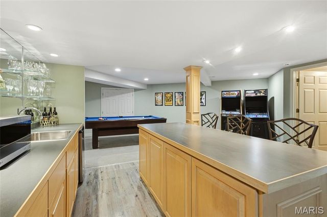 12632 Villa Hill Lane, Creve Coeur, MO 63141