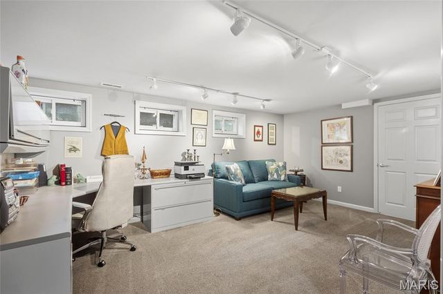 12632 Villa Hill Lane, Creve Coeur, MO 63141