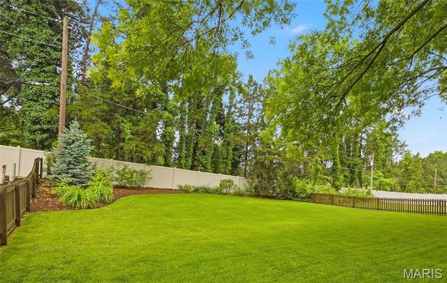 12632 Villa Hill Lane, Creve Coeur, MO 63141