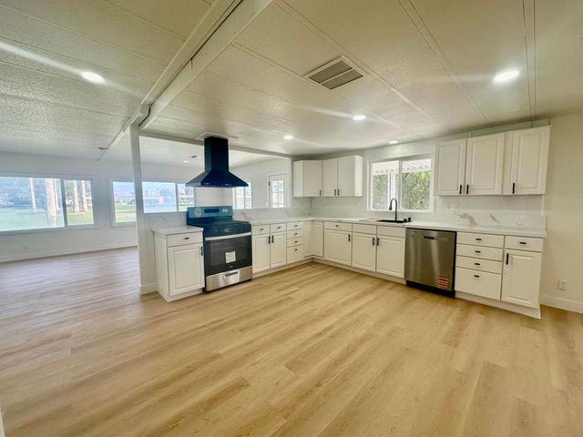 33423 Barcelona Drive, Thousand Palms, CA 92276