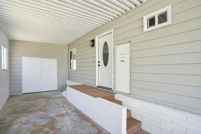 33423 Barcelona Drive, Thousand Palms, CA 92276