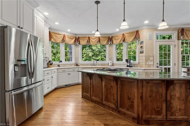 20580 Seahawk LNDG, Smithfield, VA 23430