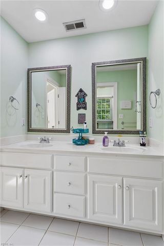 20580 Seahawk LNDG, Smithfield, VA 23430