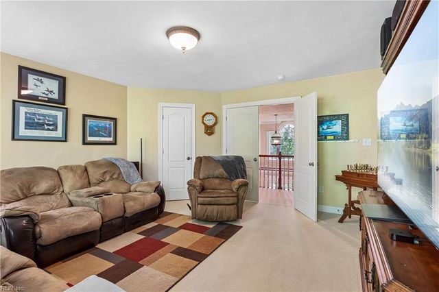 20580 Seahawk LNDG, Smithfield, VA 23430