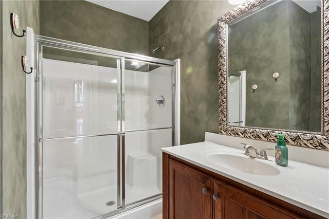 20580 Seahawk LNDG, Smithfield, VA 23430