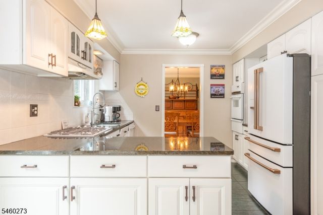 66 Darlington Dr, Wayne Twp., NJ 07470
