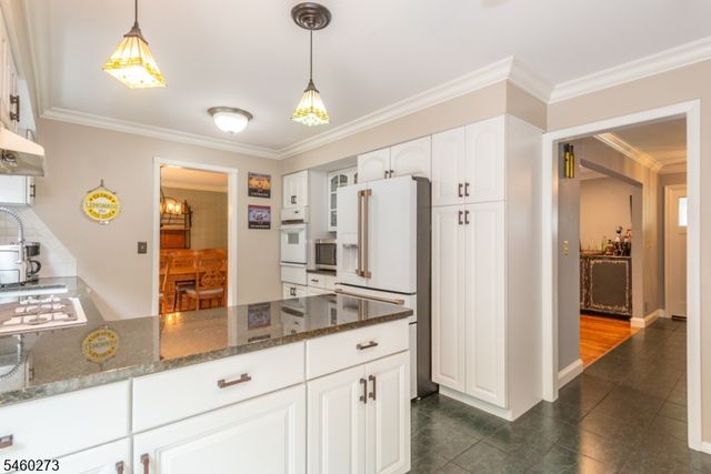 66 Darlington Dr, Wayne Twp., NJ 07470