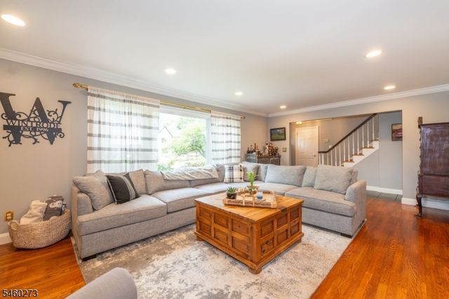 66 Darlington Dr, Wayne Twp., NJ 07470