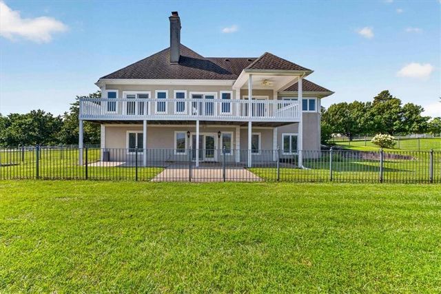 1328 E Walnut Street, Raymore, MO 64083