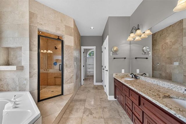 1328 E Walnut Street, Raymore, MO 64083