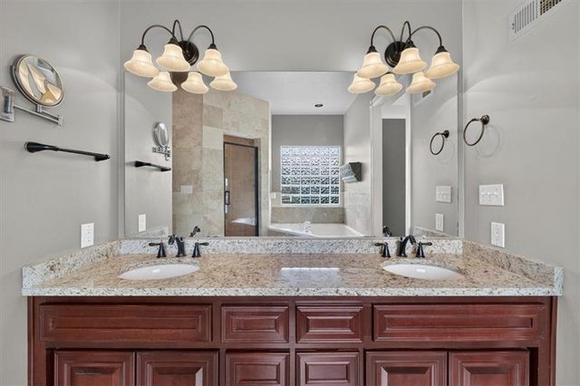 1328 E Walnut Street, Raymore, MO 64083