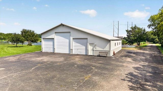 1328 E Walnut Street, Raymore, MO 64083