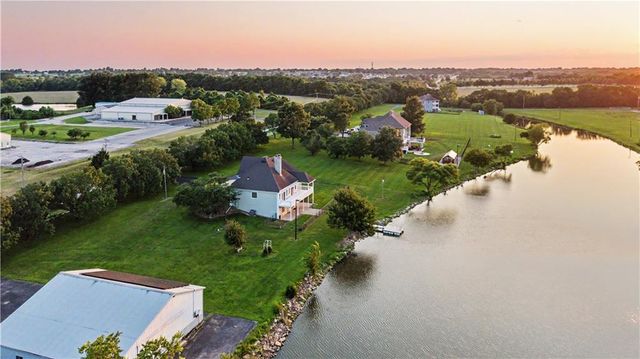 1328 E Walnut Street, Raymore, MO 64083