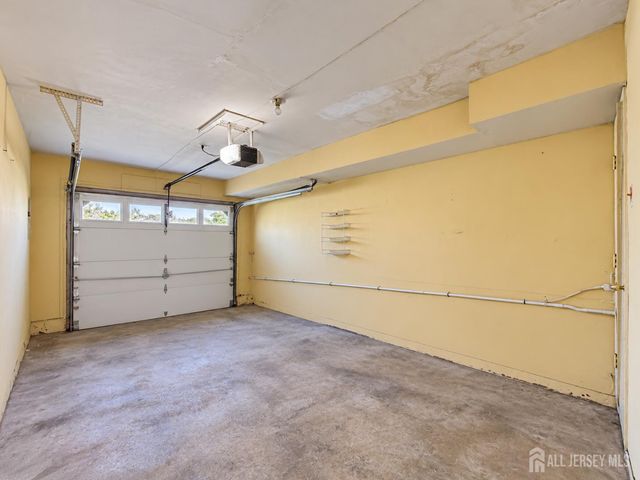 296 Pegasus Road, Piscataway, NJ 08854