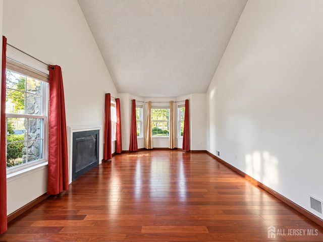 296 Pegasus Road, Piscataway, NJ 08854