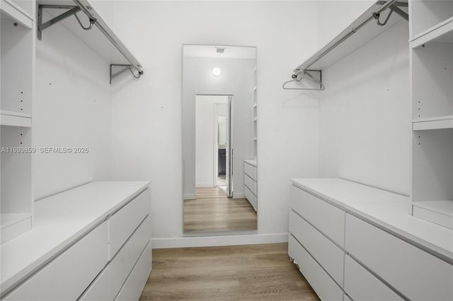 17081 SW 94th Way, Miami, FL 33196