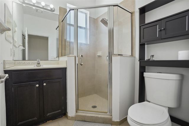 17081 SW 94th Way, Miami, FL 33196