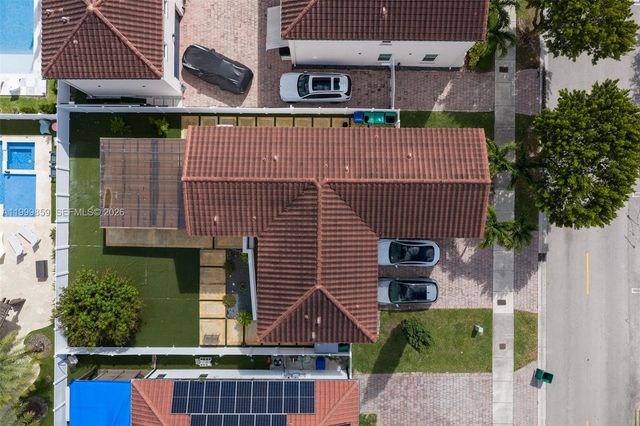 17081 SW 94th Way, Miami, FL 33196