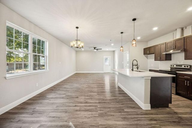 1544 County Road 3548, Cleveland, TX 77327