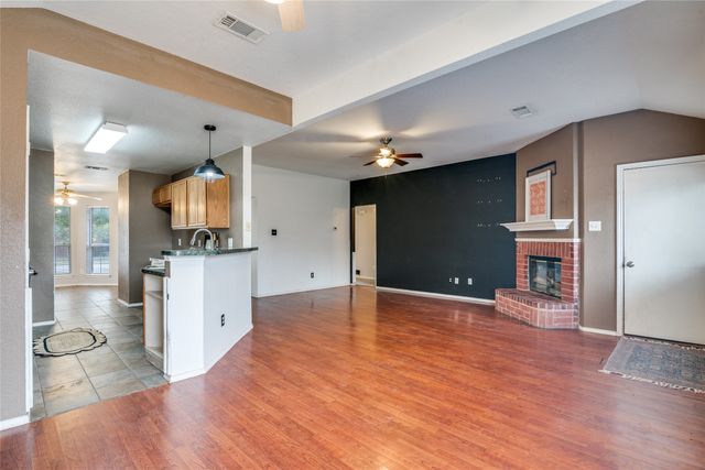 7205 Airline Drive, Rowlett, TX 75089