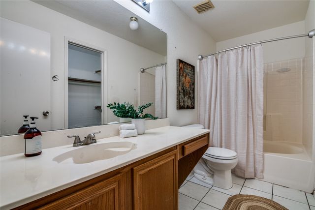 7205 Airline Drive, Rowlett, TX 75089