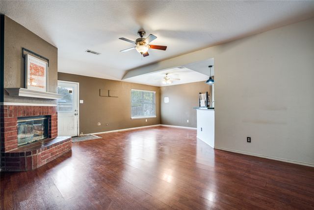 7205 Airline Drive, Rowlett, TX 75089