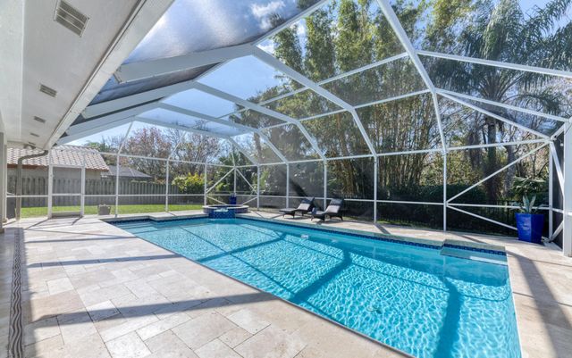 208 Longshore Drive, Jupiter, FL 33458