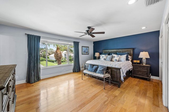 208 Longshore Drive, Jupiter, FL 33458