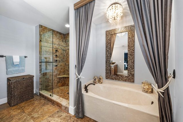 208 Longshore Drive, Jupiter, FL 33458