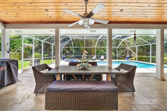 208 Longshore Drive, Jupiter, FL 33458