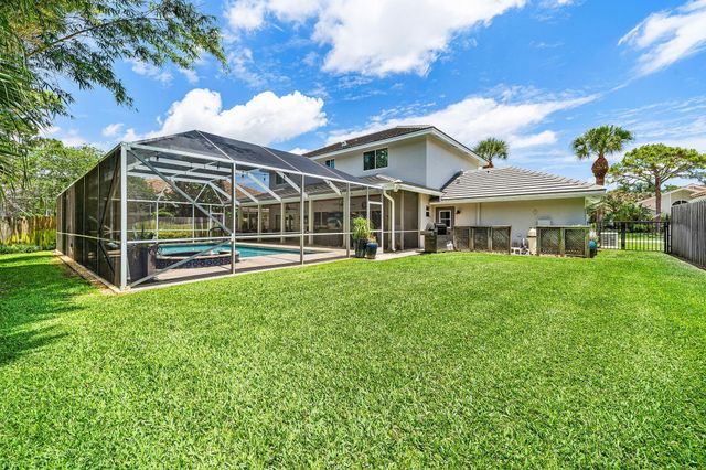 208 Longshore Drive, Jupiter, FL 33458