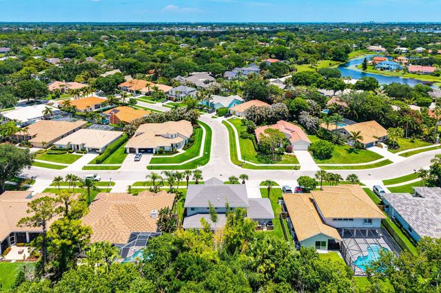 208 Longshore Drive, Jupiter, FL 33458