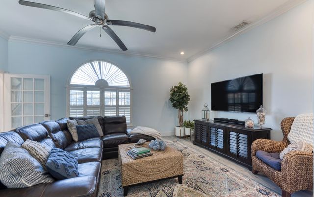 208 Longshore Drive, Jupiter, FL 33458