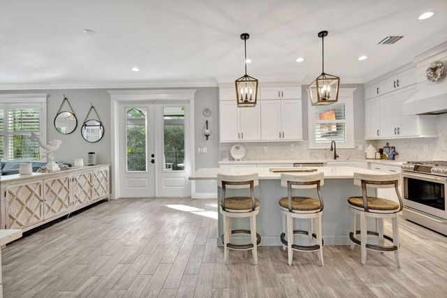 1126 NE Post Oak Way, Jensen Beach, FL 34957