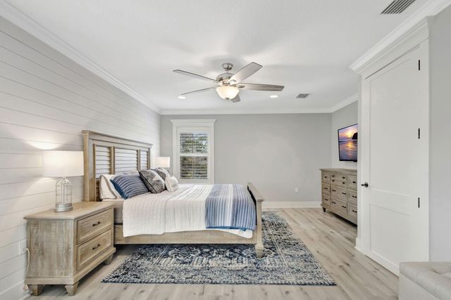 1126 NE Post Oak Way, Jensen Beach, FL 34957