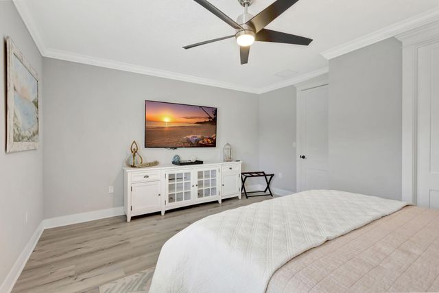 1126 NE Post Oak Way, Jensen Beach, FL 34957