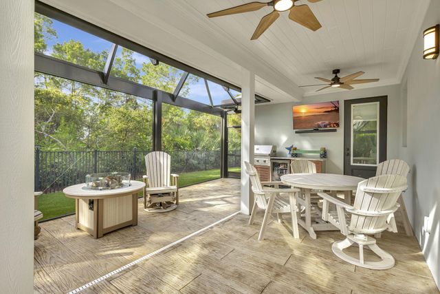 1126 NE Post Oak Way, Jensen Beach, FL 34957