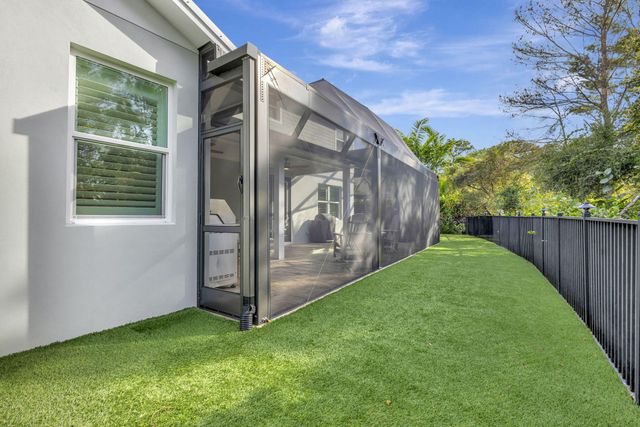 1126 NE Post Oak Way, Jensen Beach, FL 34957