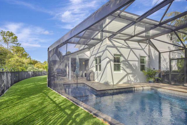 1126 NE Post Oak Way, Jensen Beach, FL 34957