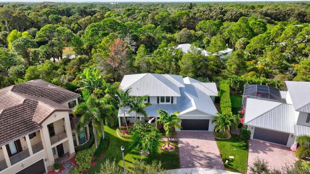 1126 NE Post Oak Way, Jensen Beach, FL 34957