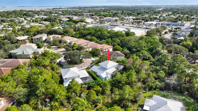 1126 NE Post Oak Way, Jensen Beach, FL 34957