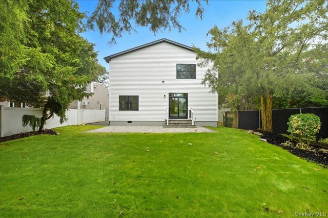 1420 Poulson Street, Wantagh, NY 11793