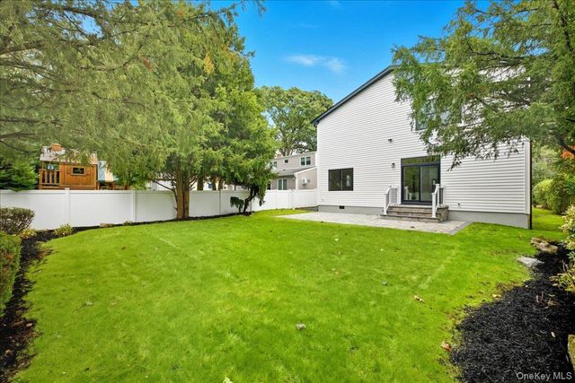 1420 Poulson Street, Wantagh, NY 11793