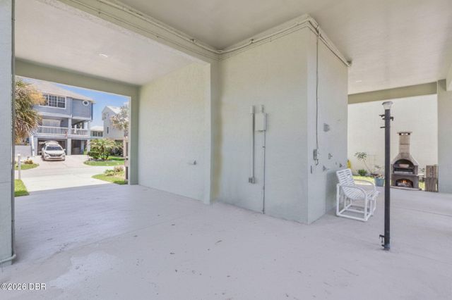 884 Catfish Avenue, New Smyrna Beach, FL 32169