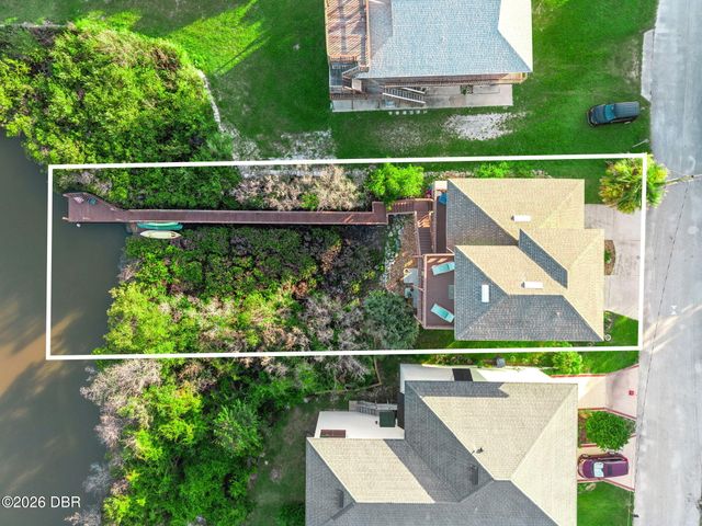 884 Catfish Avenue, New Smyrna Beach, FL 32169
