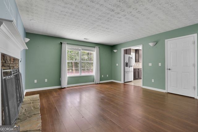 2792 Wynhaven Oaks Way, Lawrenceville, GA 30043