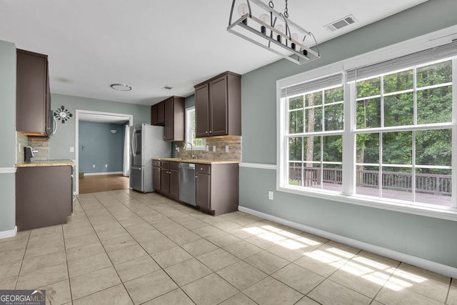 2792 Wynhaven Oaks Way, Lawrenceville, GA 30043