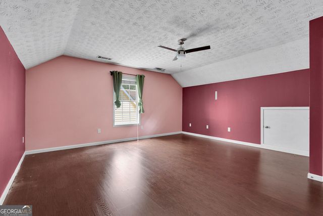 2792 Wynhaven Oaks Way, Lawrenceville, GA 30043